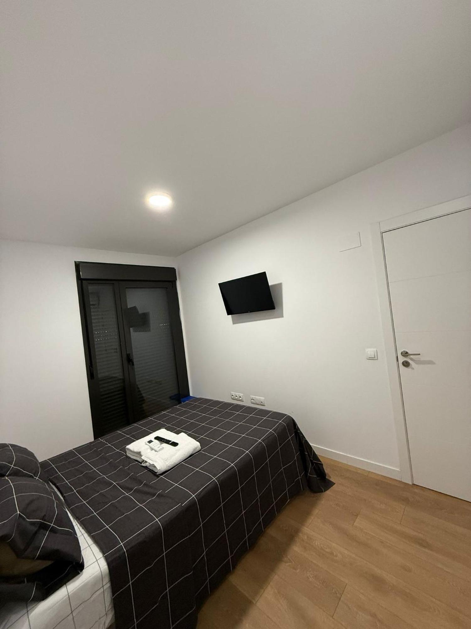 To Room Madrid Porras Экстерьер фото
