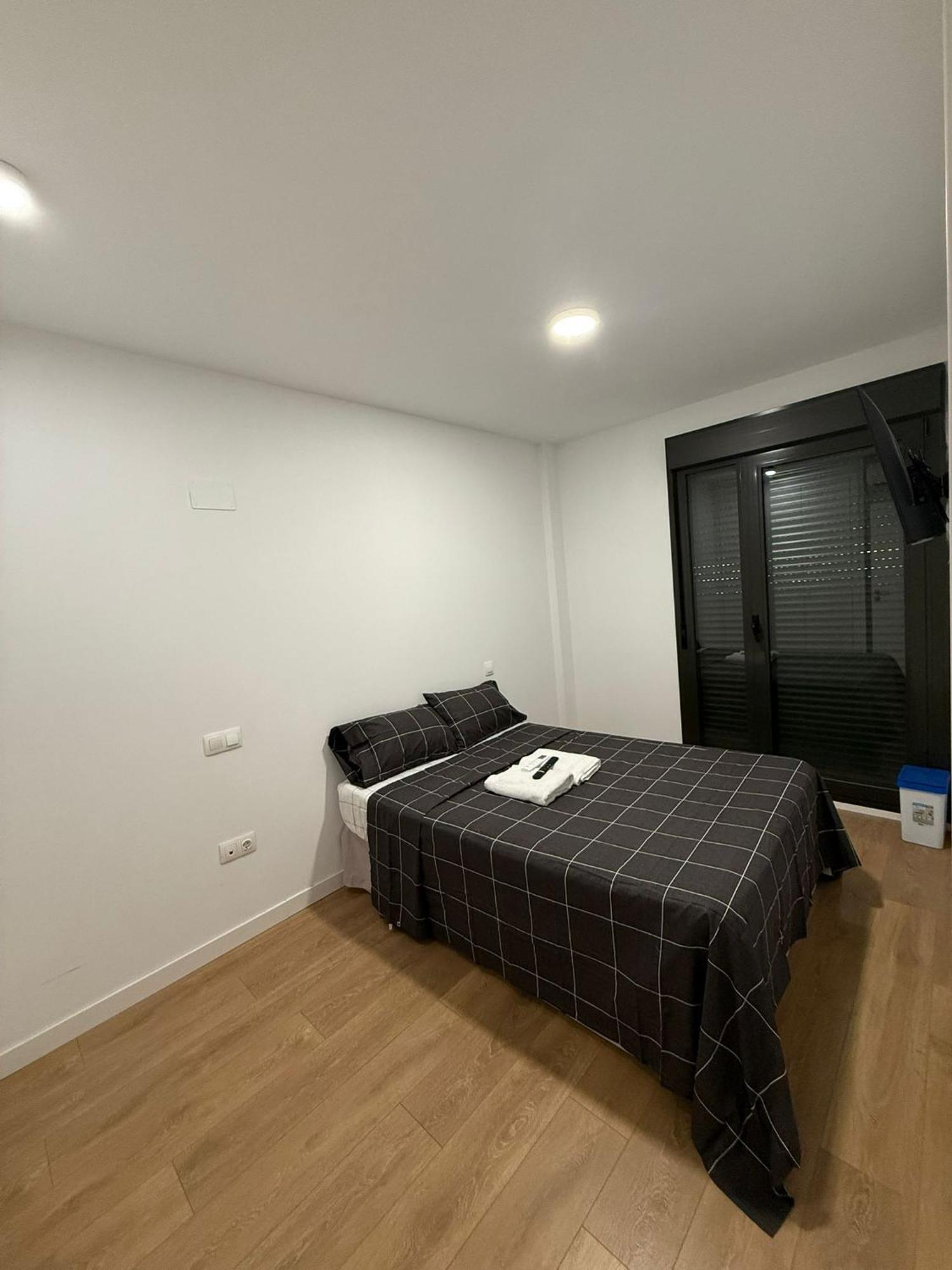 To Room Madrid Porras Экстерьер фото
